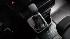2023 Hyundai Staria Cargo 3-Seater — фото 9