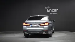 2023 BMW 5-Series 520i M Sport — фото 4