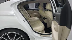 2022 Genesis G70 Gasoline 2.0T 4WD — фото 12