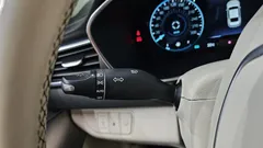 2022 Genesis G70 Gasoline 2.0T 4WD — фото 16