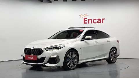 2022 BMW 2-Series M235i xDrive