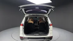 2023 Kia Carnival Diesel 9-Seater Noblesse — фото 20