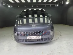 2022 Hyundai Staria Tourer 11-Seater — фото 12