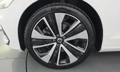 2024 Volvo S60 B5 Ultimate Bright — фото 5