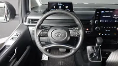 2022 Hyundai Staria Cargo 5-Seater — фото 13