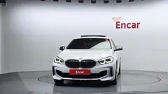 2022 BMW 1-Series M135i xDrive — фото 3