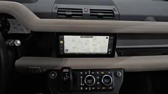 2023 Land Rover Defender 110 D250 SE — фото 14