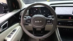 2024 Kia Canival Gasoline 7-Seater Hi Limousine, чёрный — фото 17