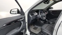 2022 BMW X1 xDrive 20i xLine — фото 10