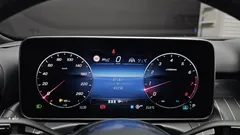 2023 Mercedes-Benz C-Class C200 Avantgarde — фото 8