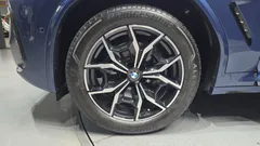 2023 BMW X4 xDrive20i M Sport — фото 5