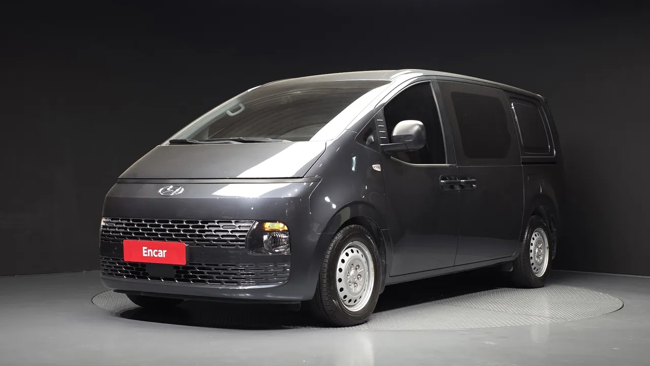 2022 Hyundai Staria Cargo 5-Seater