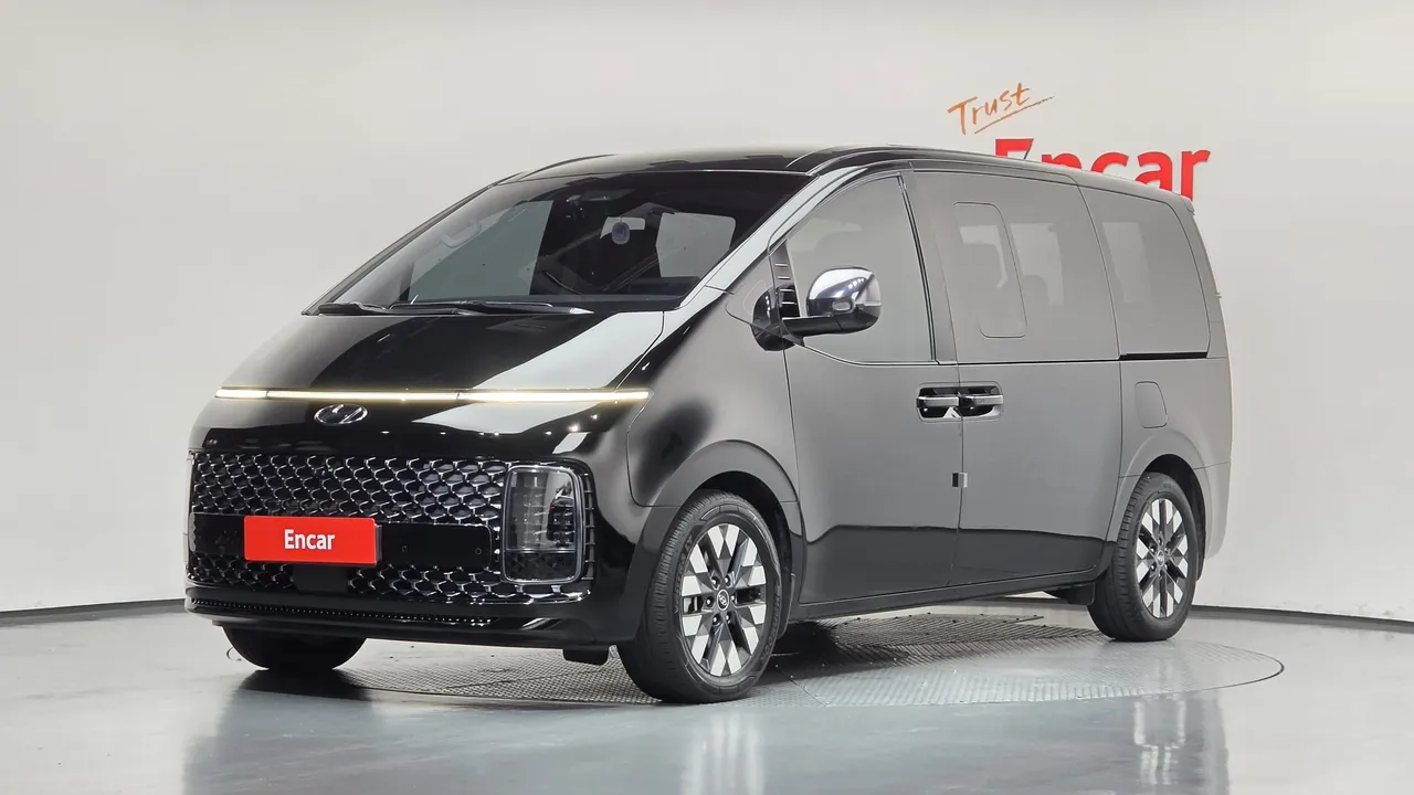 2022 Hyundai Staria L3.5 Lounge 7-Seater