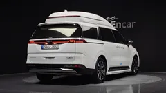 2023 Kia Carnival Gasoline 7-seater Limousine(Special vehicle) — фото 2