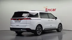 2022 Kia Carnival Gasoline 9-Seater Signature — фото 2