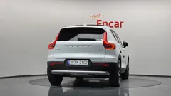 2023 Volvo XC40 B4 Ultimate Bright — фото 4