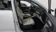 2023 Volvo XC40 B4 Ultimate Bright — фото 15