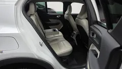 2023 Volvo XC40 B4 Ultimate Bright — фото 16