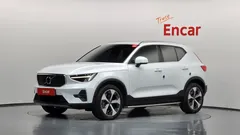 2023 Volvo XC40 B4 Ultimate Bright — фото 1