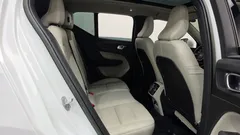 2023 Volvo XC40 B4 Ultimate Bright — фото 11