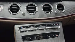 2023 Mercedes-Benz E-Class E350 4MATIC Exclusive — фото 17