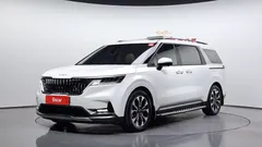 2023 Kia Carnival Diesel 9-Seater Signature — фото 1