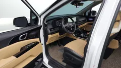 2023 Kia Carnival Diesel 9-Seater Signature — фото 10