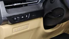2023 Kia Carnival Diesel 9-Seater Signature — фото 13