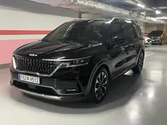 2023 Kia Carnival Diesel 9-Seater Signature — фото 2