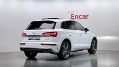 2023 Audi Q5 45 TFSI Quattro Premium — фото 2