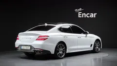 2022 Genesis G70 Gasoline 2.0T 2WD — фото 2