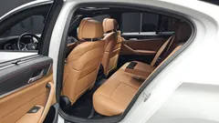 2023 BMW 5-Series 520i M Sport — фото 12