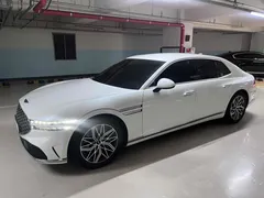 2023 Genesis G90 Gasoline 3.5 Turbo AWD — фото 9