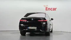 2023 BMW 7-Series 740i sDrive M Sport — фото 4