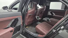 2023 BMW 7-Series 740i sDrive M Sport — фото 11