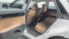 2023 Hyundai Grandeur 2,5 Gasoline 2WD — фото 11