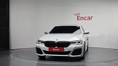 2022 BMW 5-Series 530i M Sport Package — фото 3