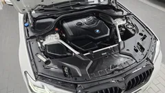 2022 BMW 5-Series 530i M Sport Package — фото 6