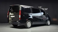 2022 Hyundai Staria Cargo 5-Seater — фото 2