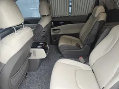2023 Kia Carnival Diesel 9-Seater Hi-Limousine — фото 9