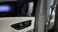 2023 Kia Carnival Gasoline 7-Seater Hi-Limousine — фото 19