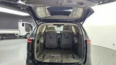 2023 Kia Carnival Gasoline 7-Seater Hi-Limousine — фото 20