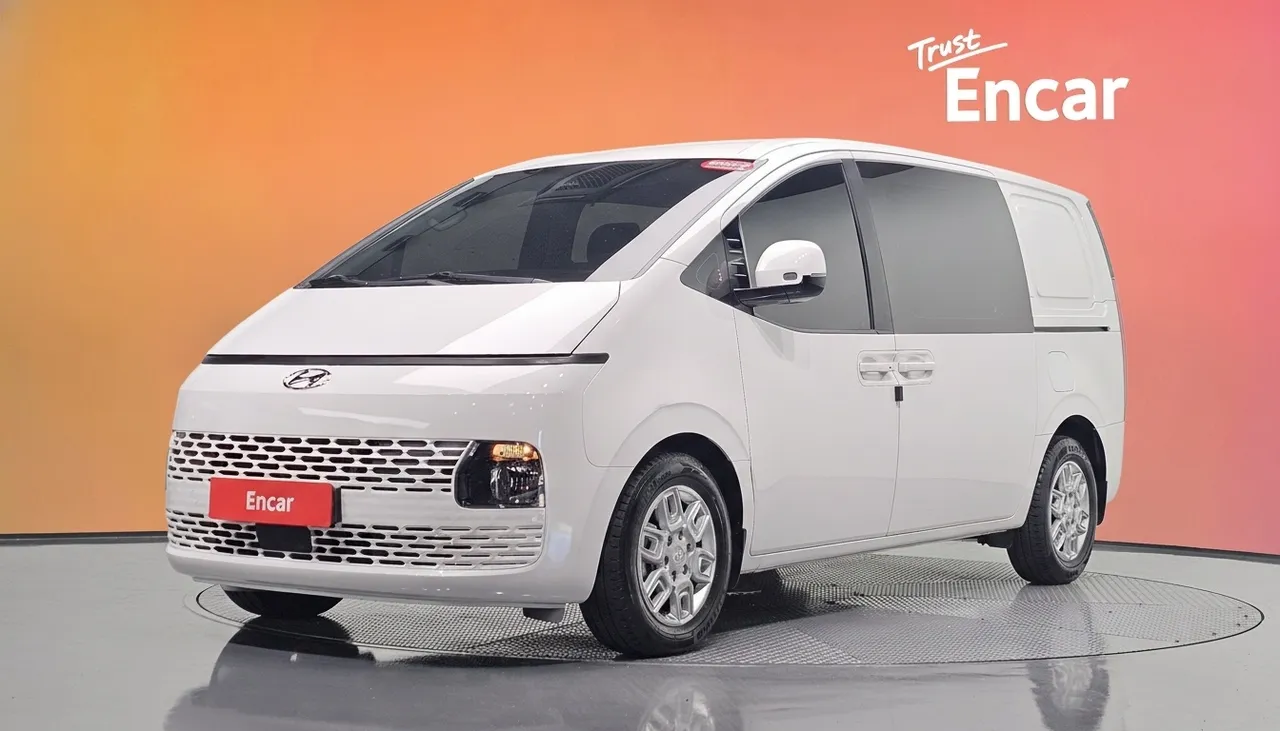 2022 Hyundai Staria Cargo 5-Seater