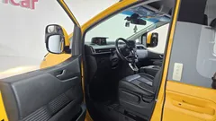 2024 Hyundai Staria L3.5 Kinder Safety Car — фото 10