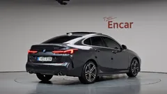 2021 BMW 2-Series 218 M Sport, серый — фото 2