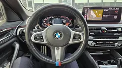 2022 BMW 5-Series 520i M Sport — фото 7