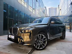 2024 BMW X7 xDrive 40i M Sport 6STR — фото 2