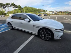 2023 Genesis G90 Gasoline 3.5 Turbo e-S/C AWD — фото 19