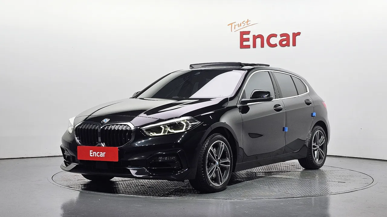2022 BMW 1-Series 120i Sports