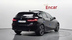 2022 BMW 1-Series 120i Sports — фото 2